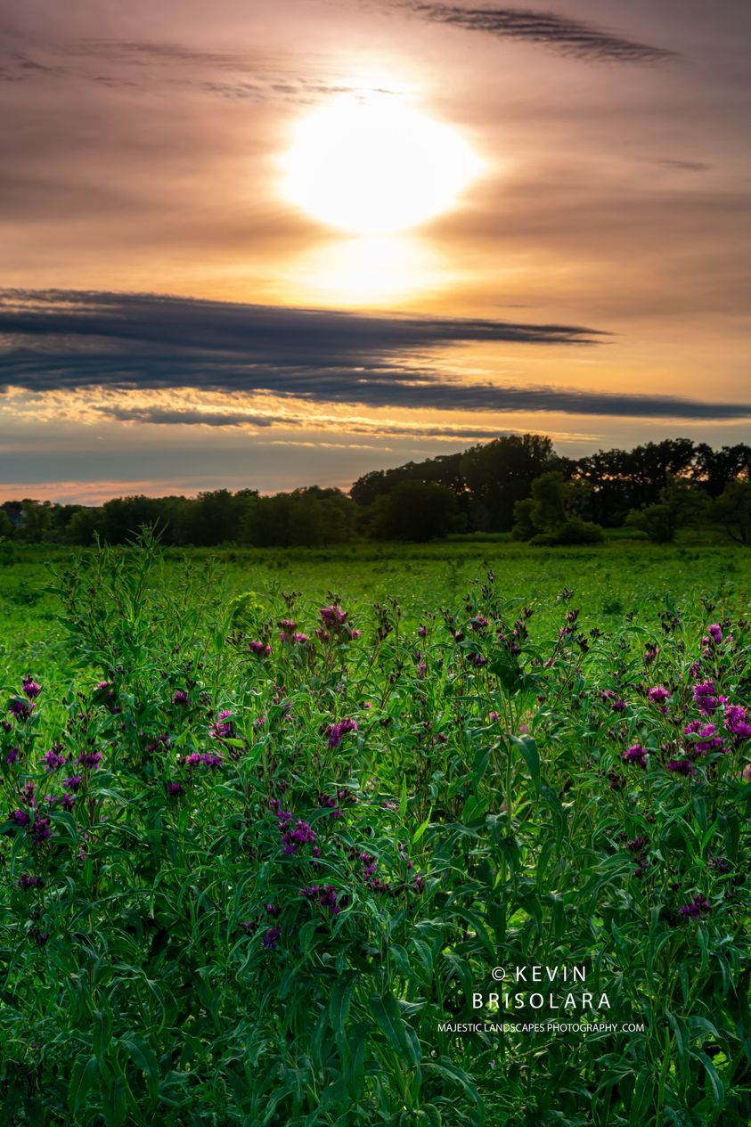 A DRAMATIC PRAIRIE SUNSET