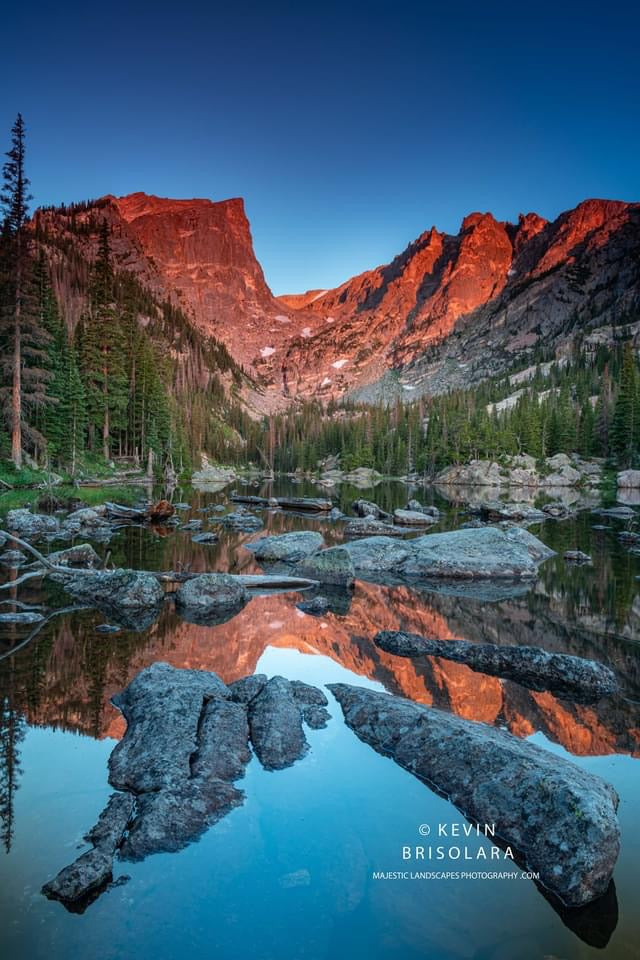 A BEAUTIFUL MORNING IN THE ROCKIES