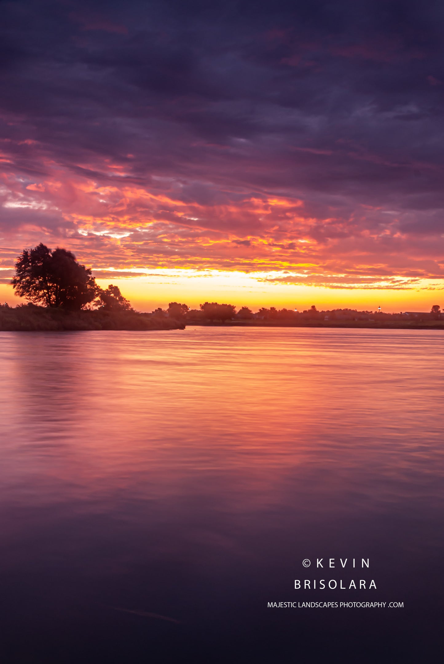 COLORS OF THE MOMENT