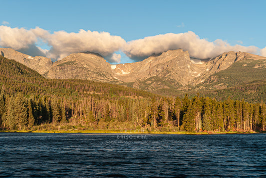 AN INSPIRING SCENE AT SPRAGUE LAKE