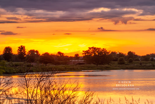 REFLECTIONS OF A COLORFUL MORNING