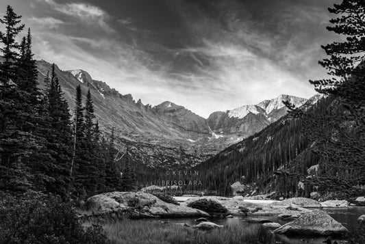 MAJESTIC MOUNTAINS AT MILLS LAKE