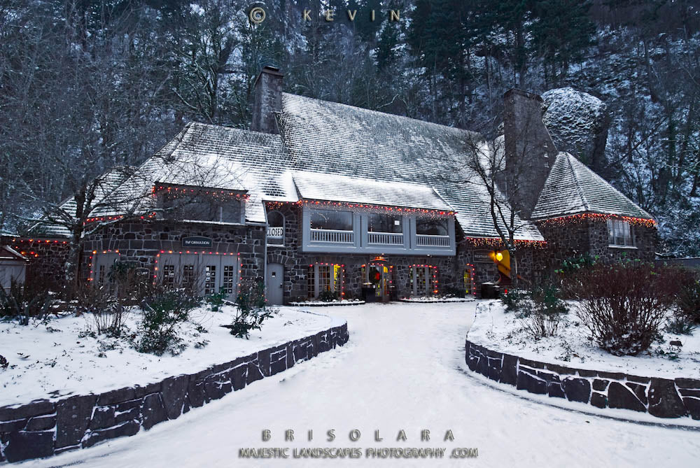 HOLIDAY GREETING CARDS 206-364 -1 MULTNOMAH FALLS LODGE