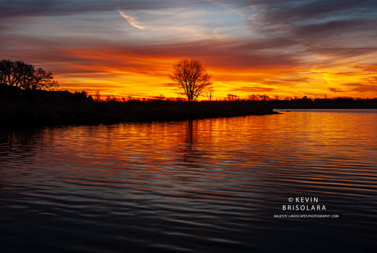 A MAJESTIC SUNRISE AT WILDFLOWER LAKE