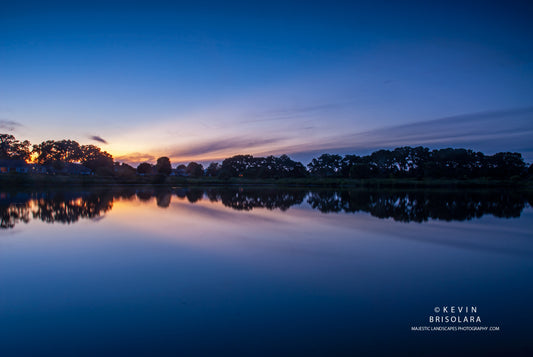 REFLECTIONS OF THE EVENING SUNSET